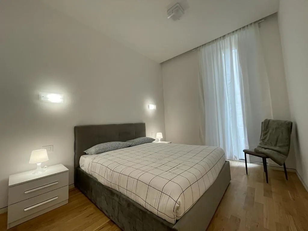 Imhome - Dante Milano Italien
